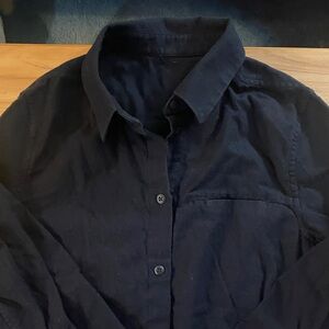 lululemon athletica black flannel pleated button down size 4